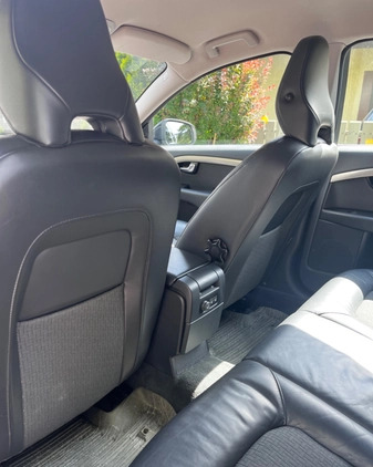 Volvo V70 cena 23400 przebieg: 240000, rok produkcji 2009 z Katowice małe 106